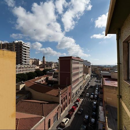 Budget Apartment Roma 70 Stazione Centrale 卡利亚里 外观 照片