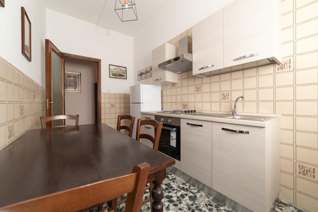 Budget Apartment Roma 70 Stazione Centrale 卡利亚里 外观 照片
